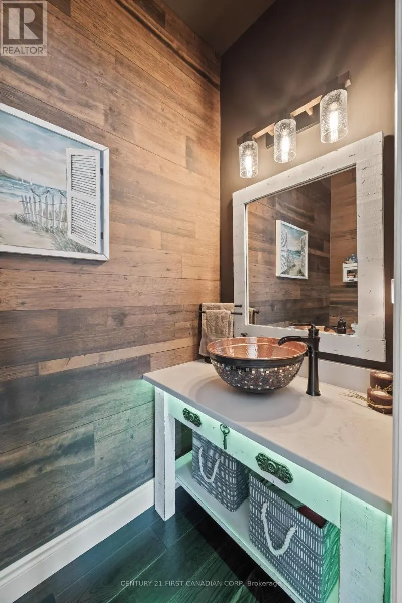 10159 MEADOWLILY CRESCENT