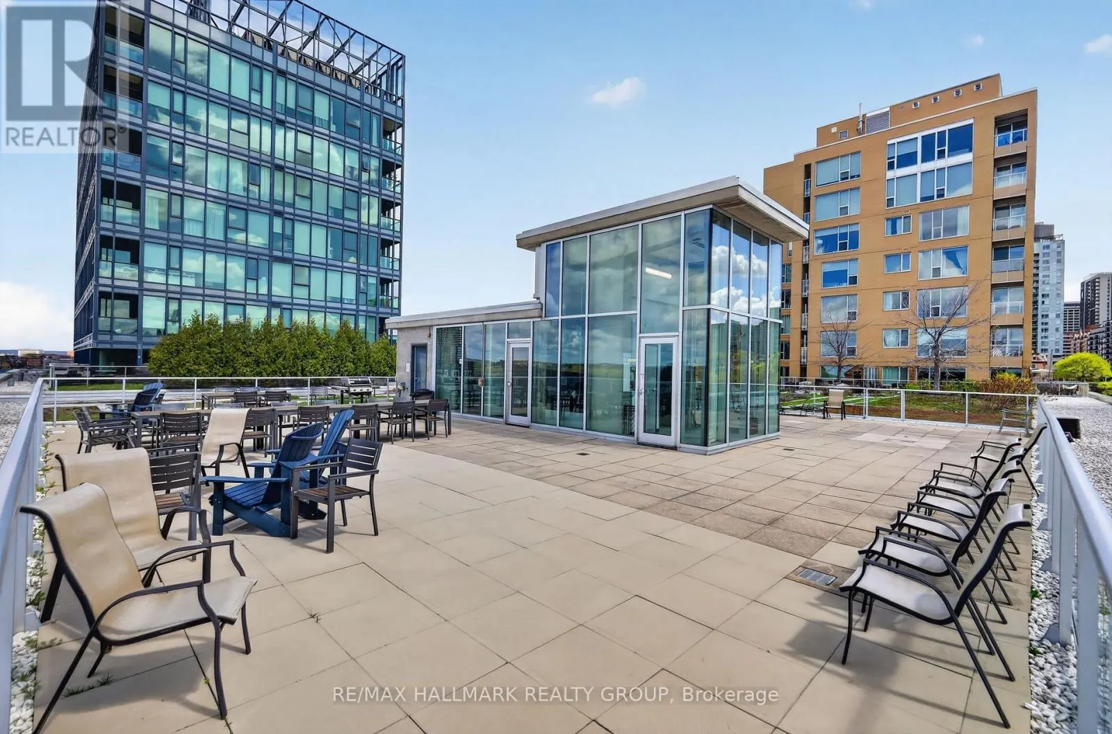 405 - 250 LETT STREET