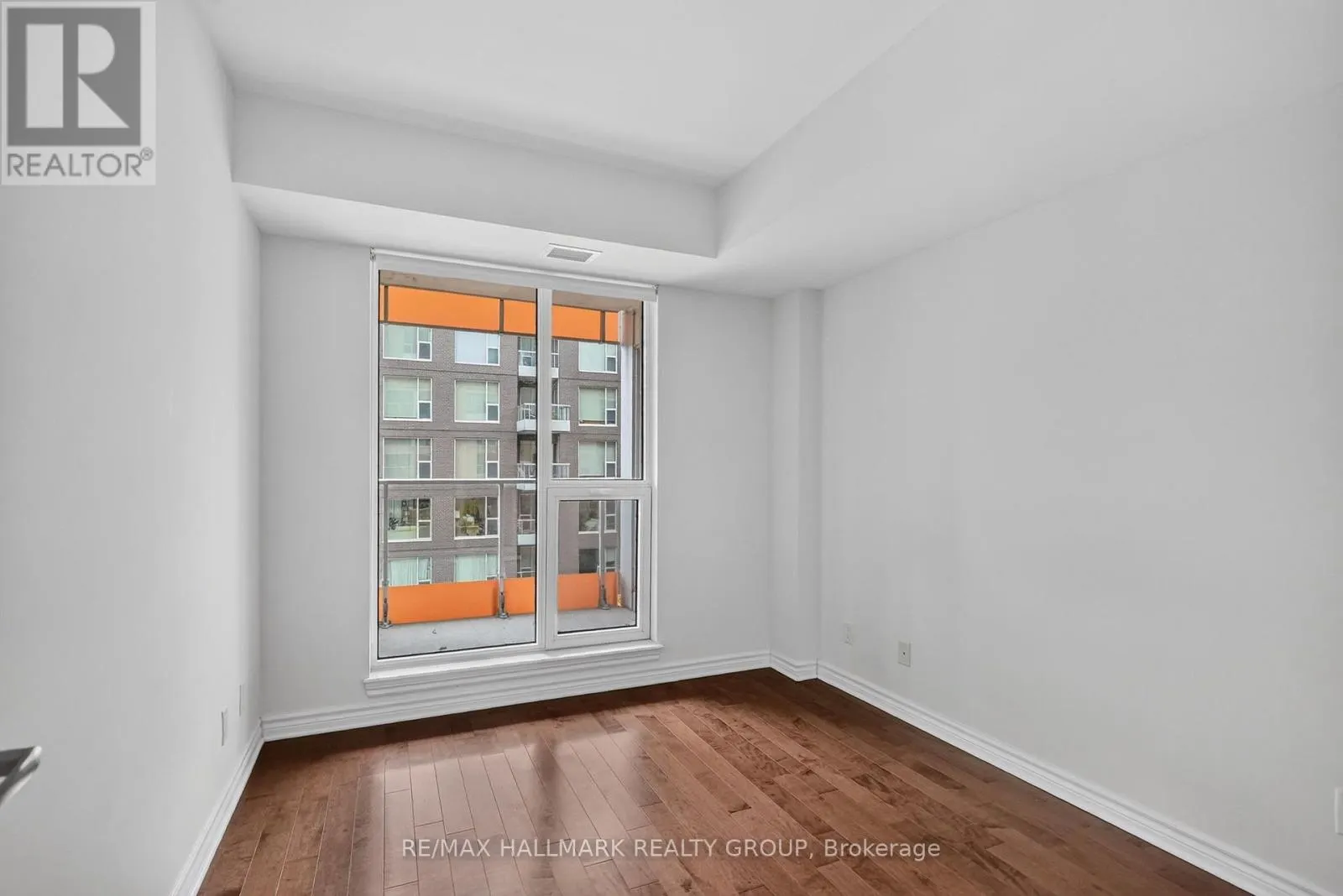 405 - 250 LETT STREET