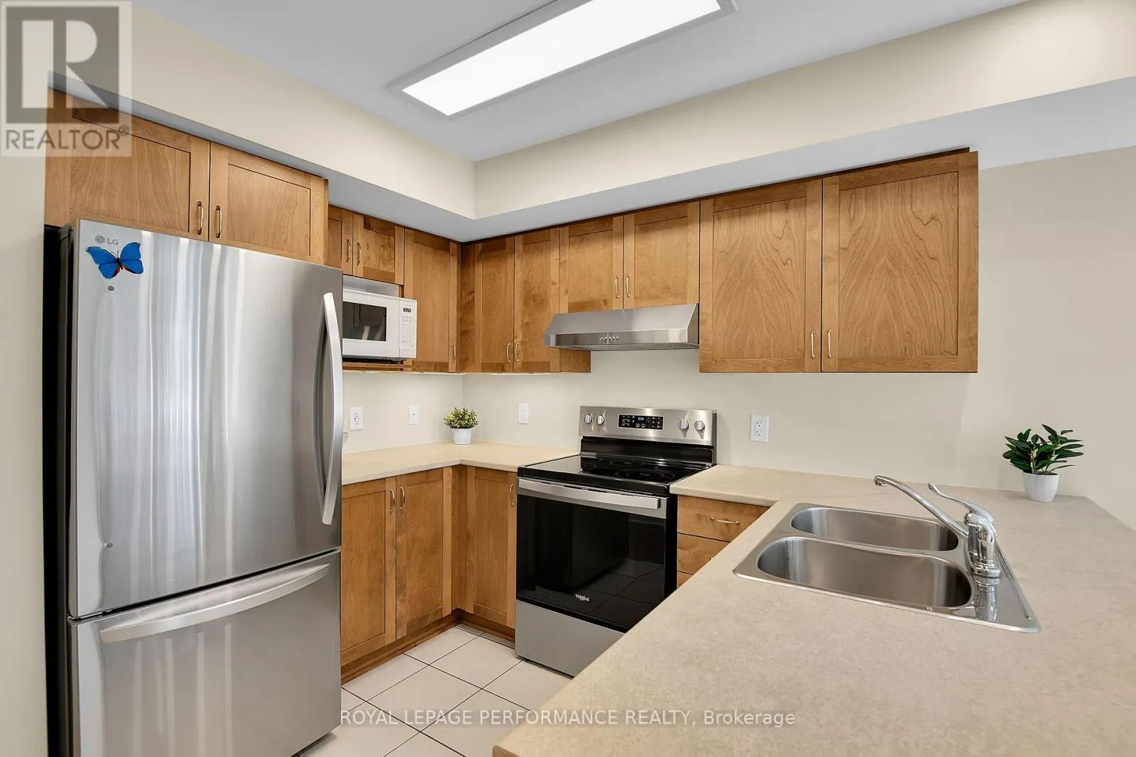 64 MAYFLOWER PRIVATE