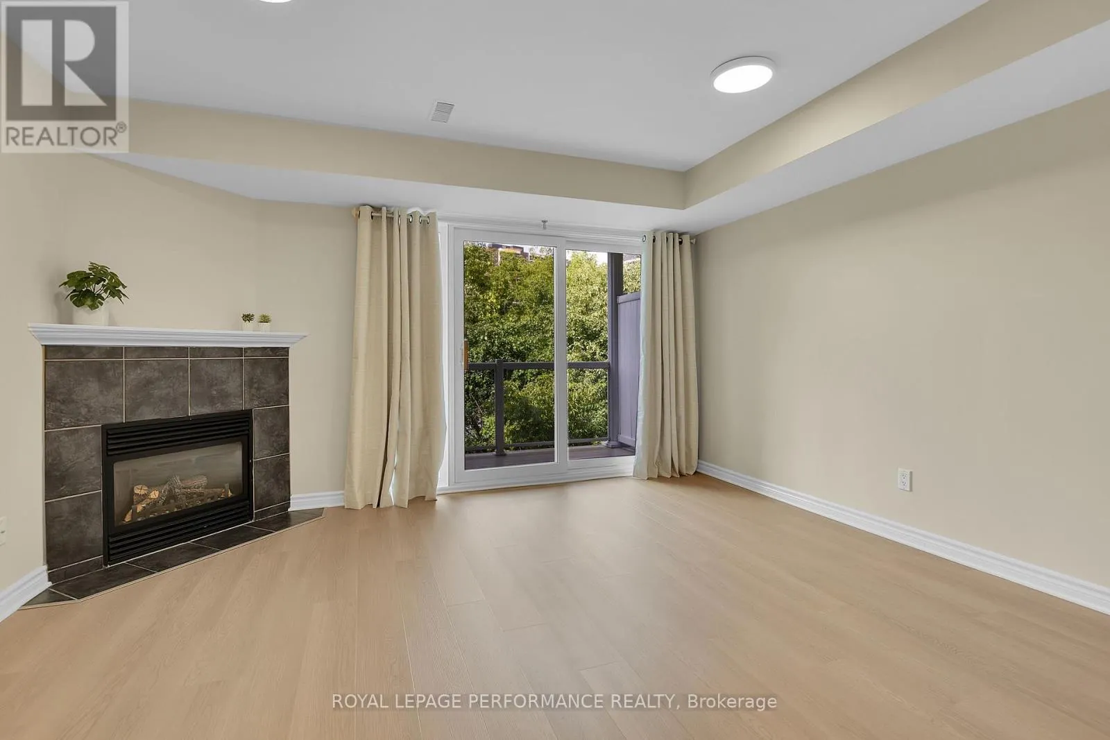 64 MAYFLOWER PRIVATE