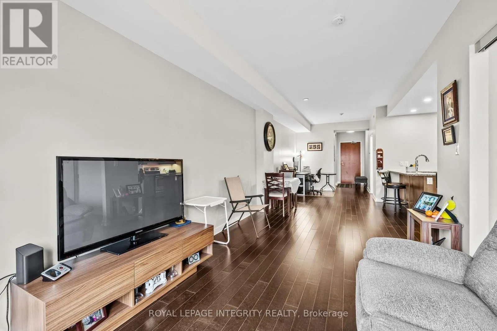 309 - 310 CENTRUM BOULEVARD
