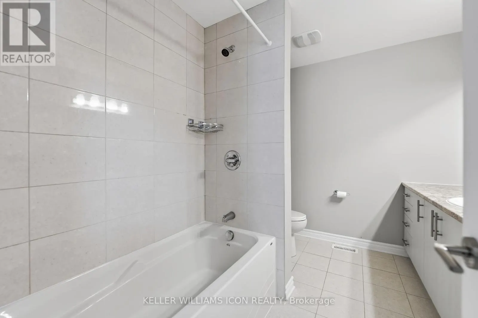 235 BANDELIER WAY