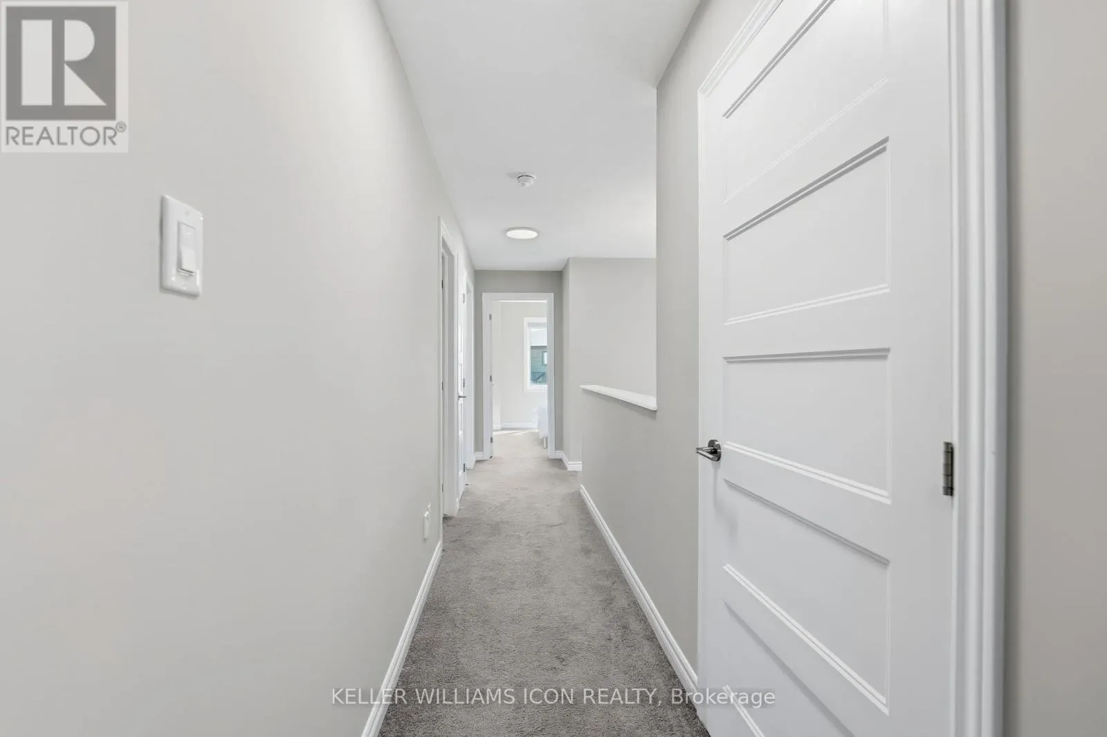 235 BANDELIER WAY