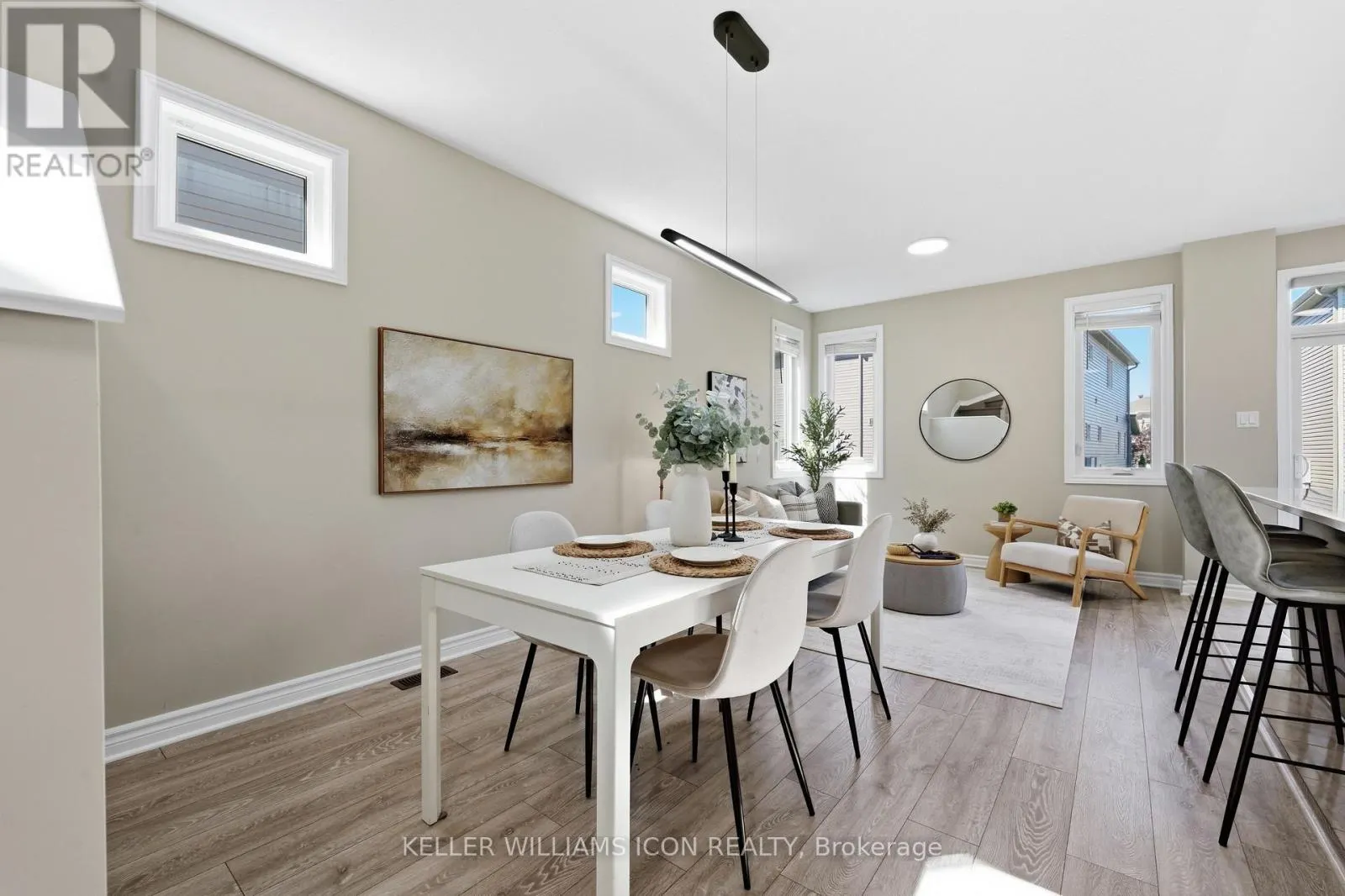 235 BANDELIER WAY