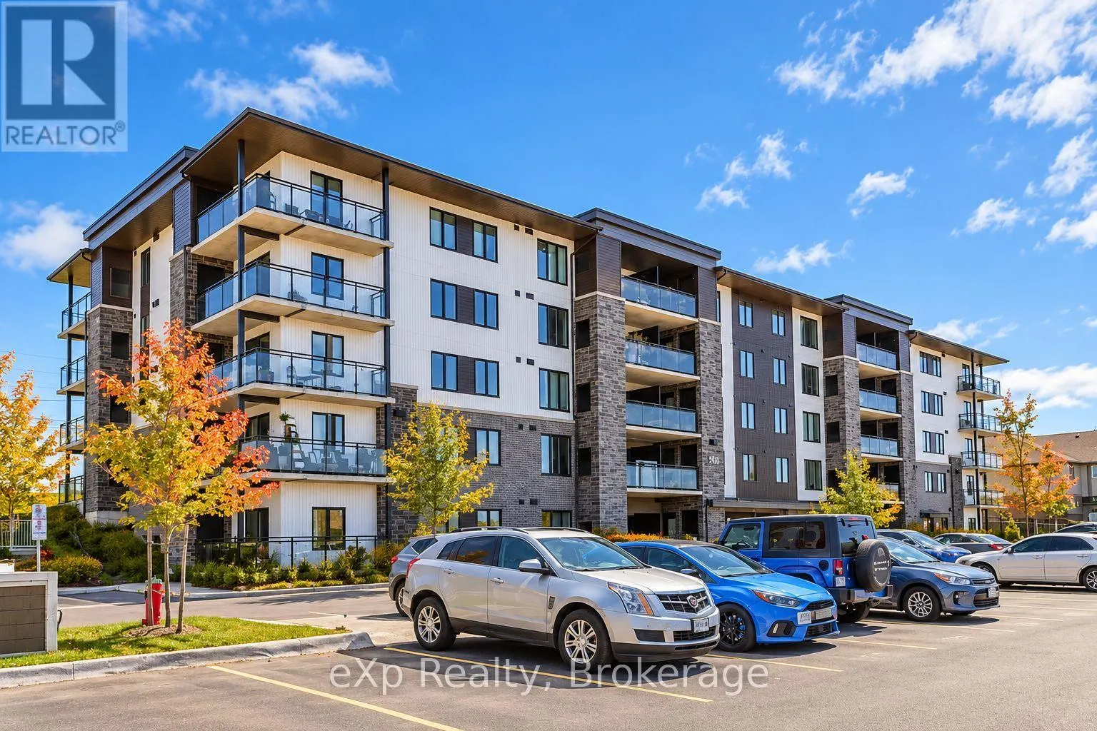 107 - 104 SUMMIT RIDGE DRIVE #107