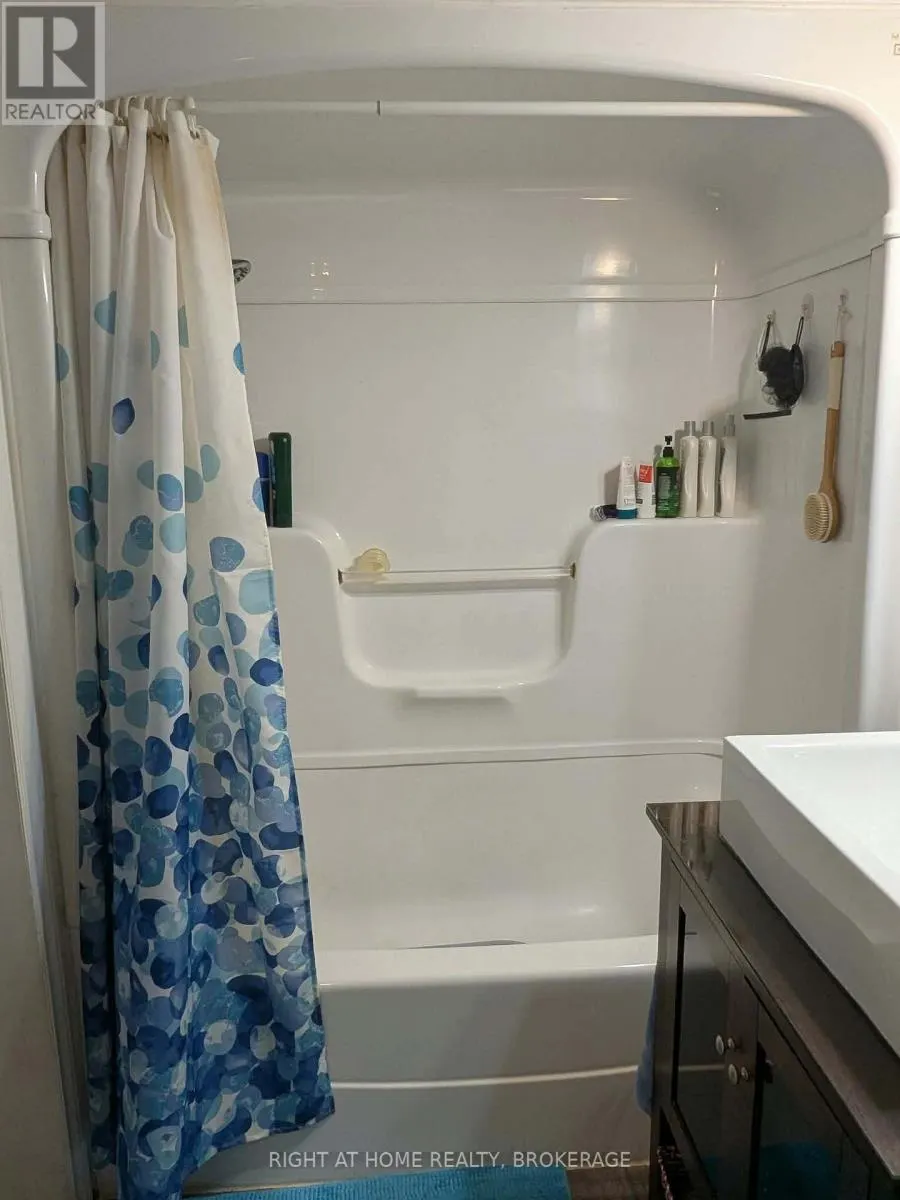 MAIN - 34 JUNKIN STREET #Main