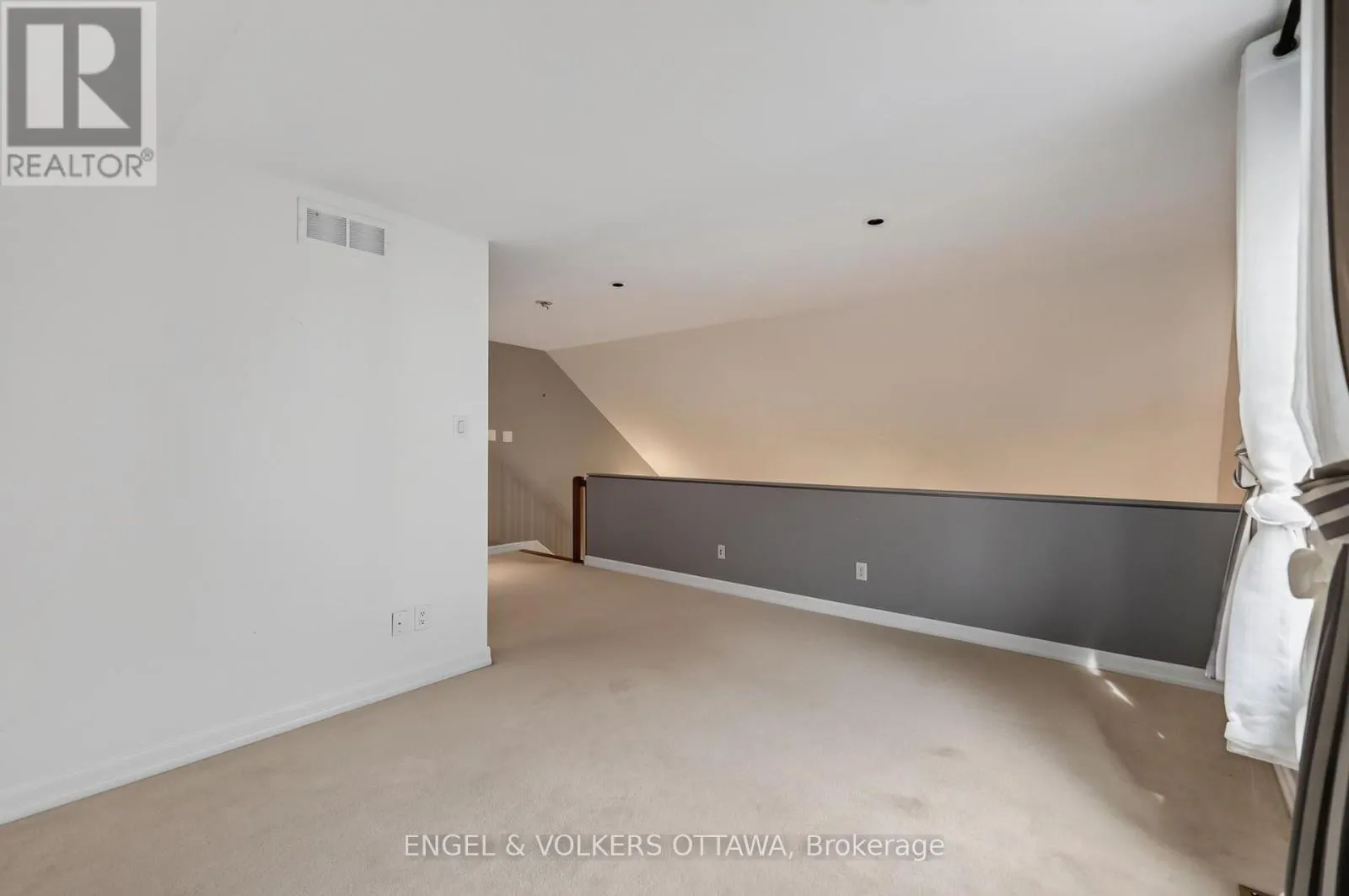 547 KILBIRNIE DRIVE