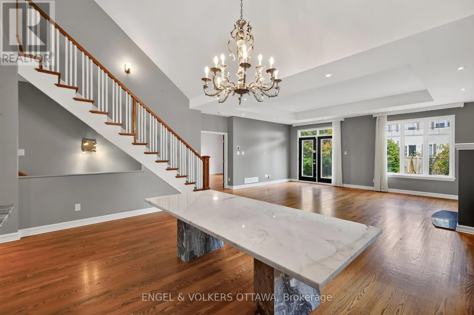 547 KILBIRNIE DRIVE