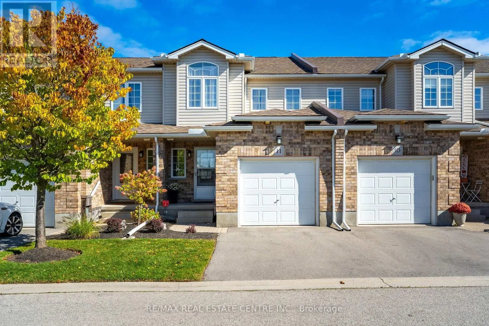 11 - 20 SHACKLETON DRIVE