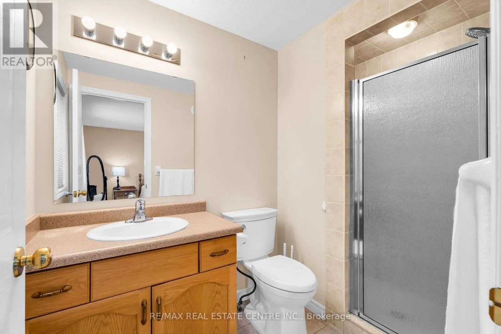 11 - 20 SHACKLETON DRIVE