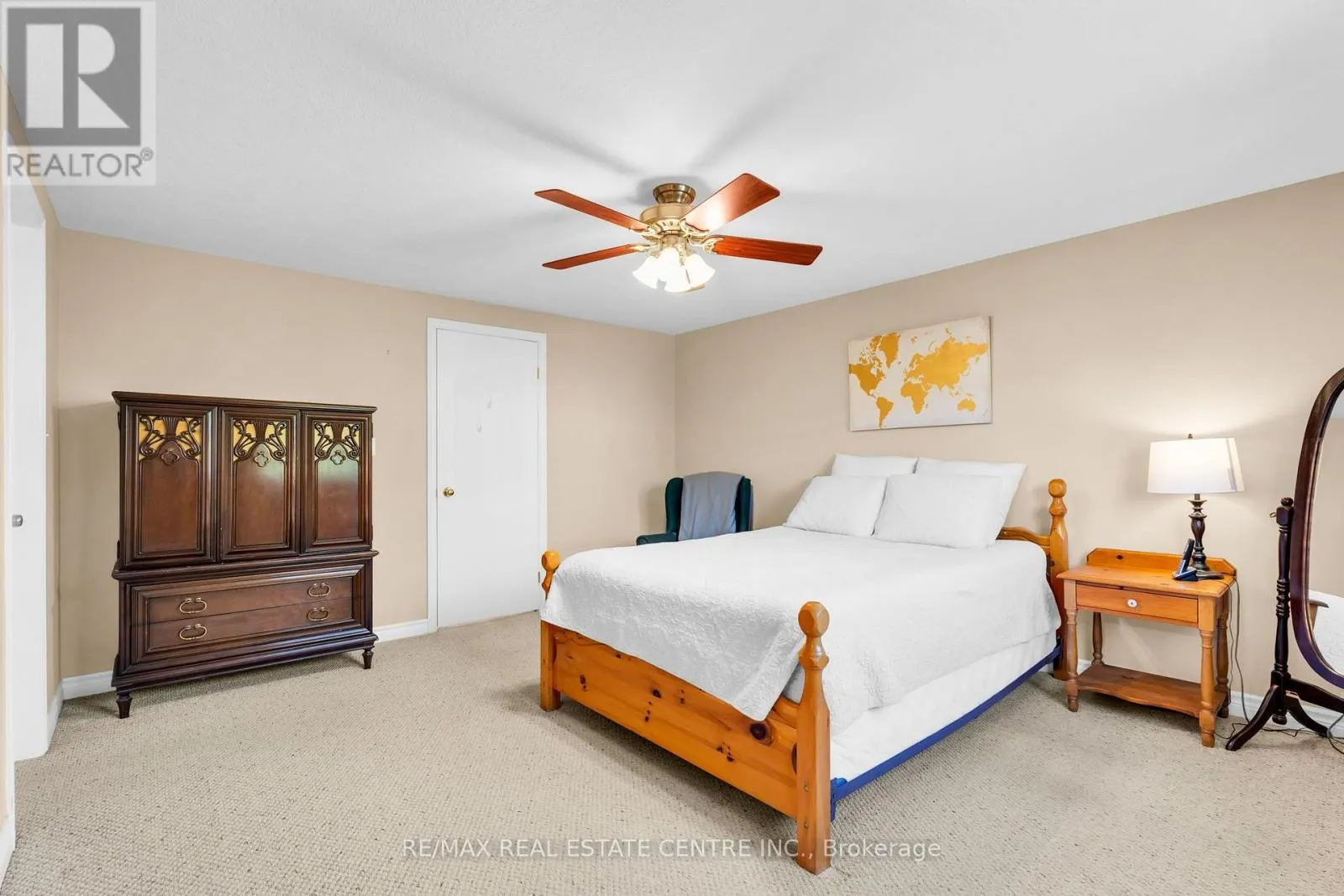 11 - 20 SHACKLETON DRIVE