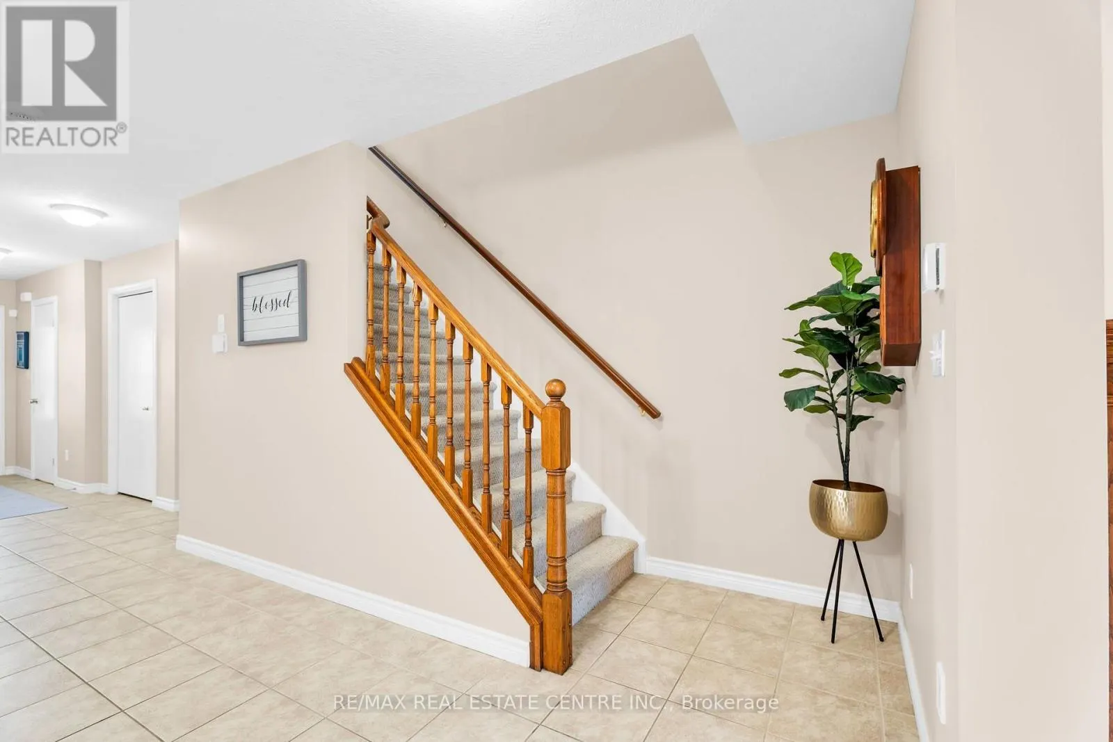 11 - 20 SHACKLETON DRIVE