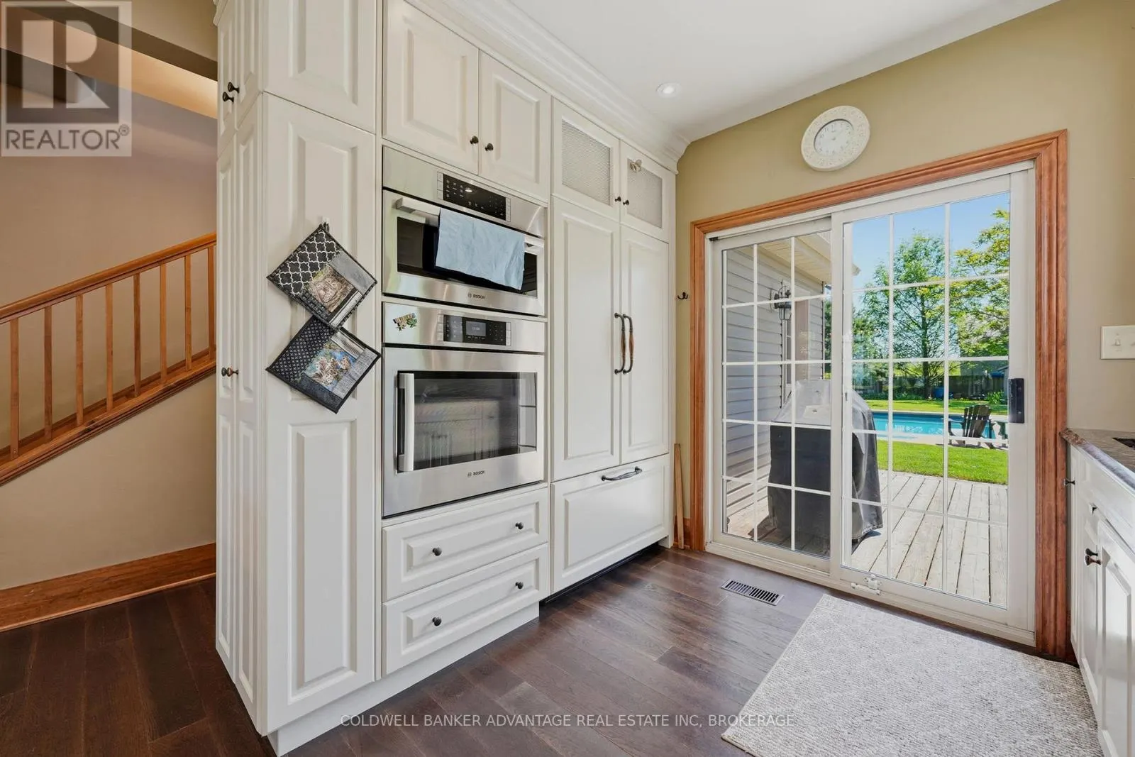 4698 SANDY COVE DRIVE