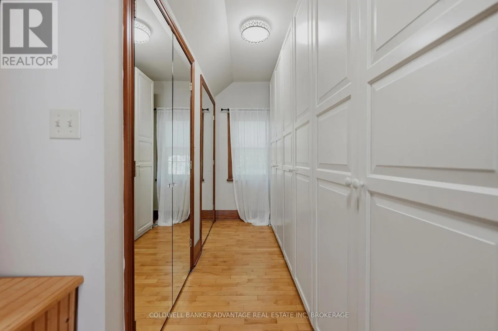 4698 SANDY COVE DRIVE