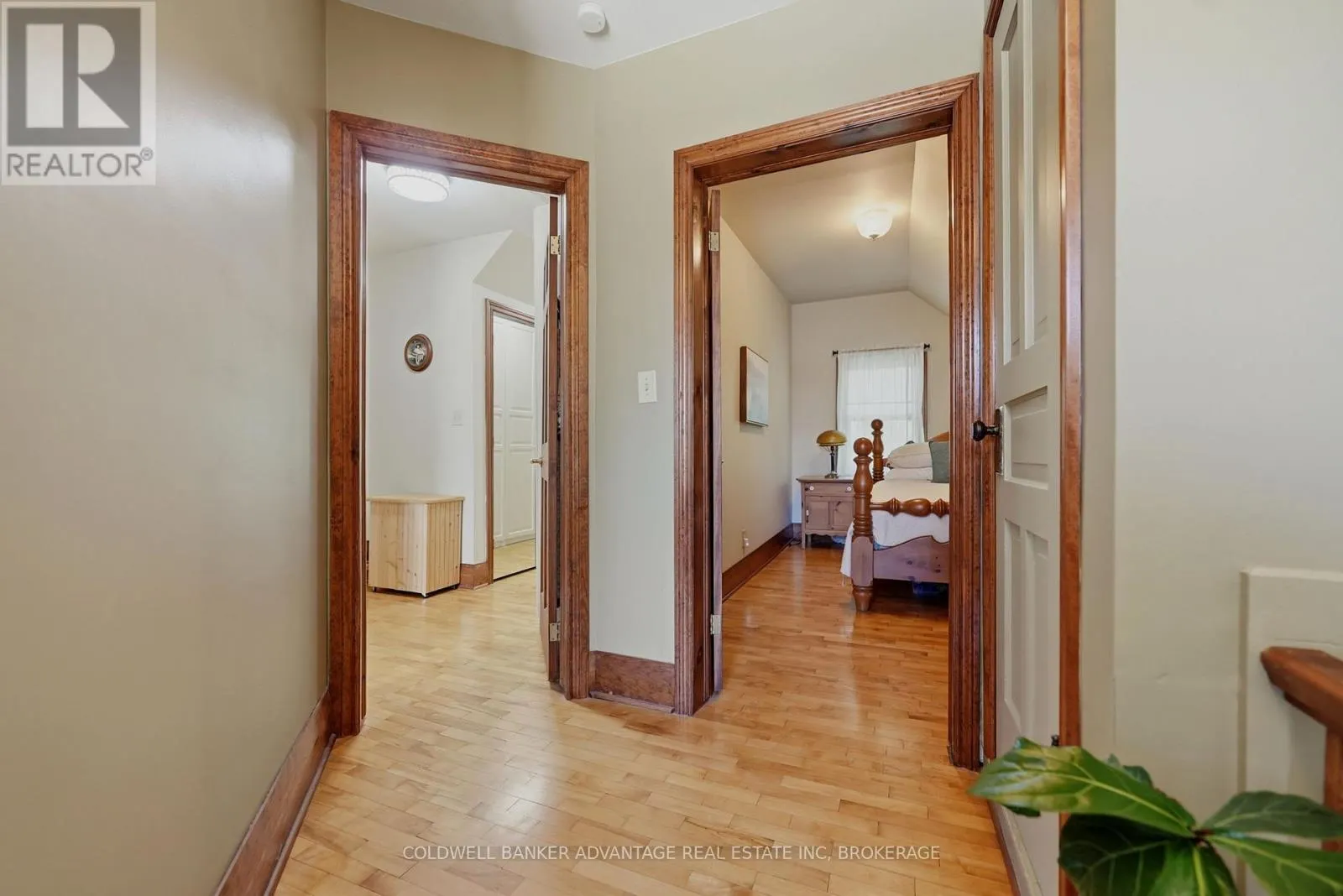 4698 SANDY COVE DRIVE