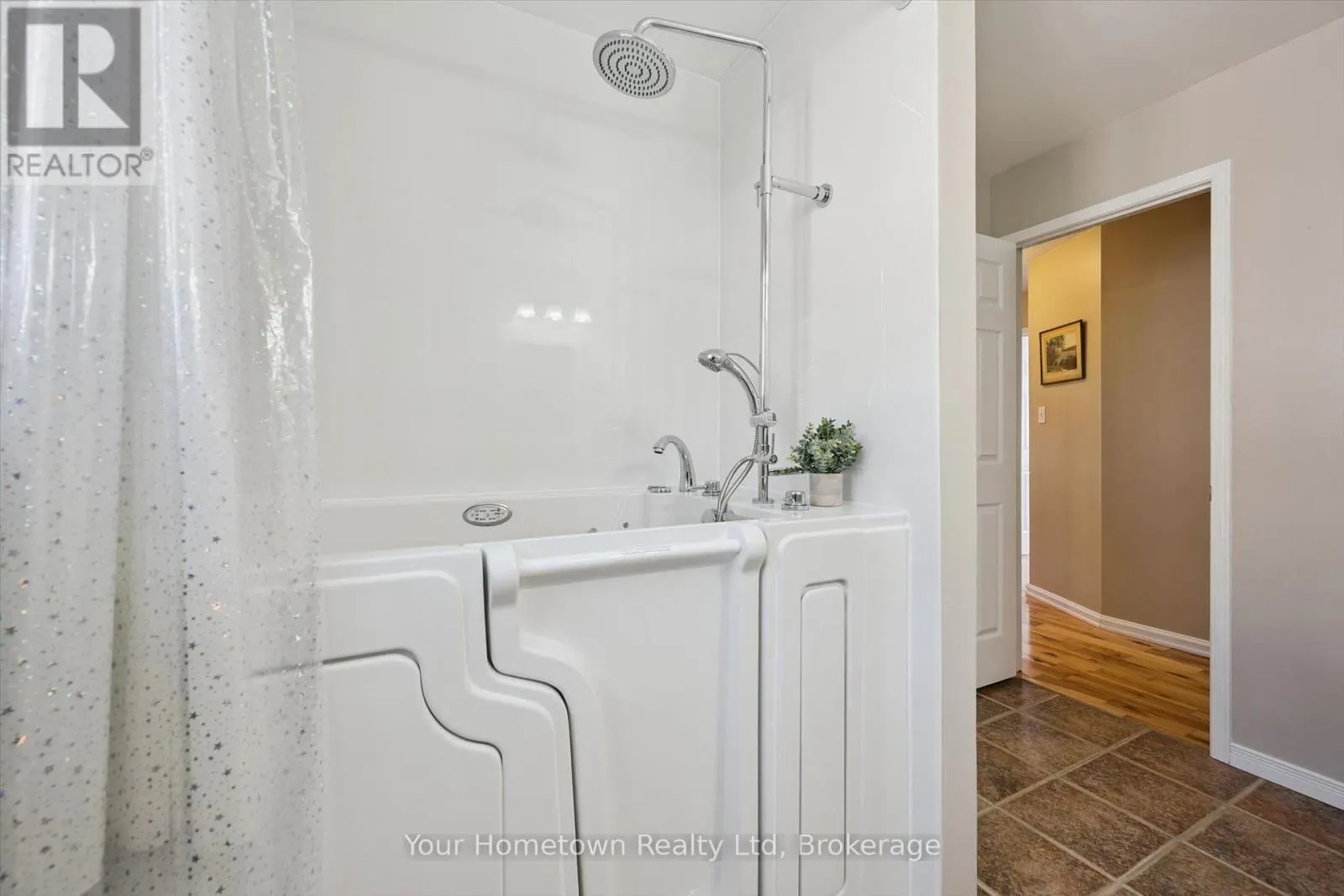 45 PEGLAR CRESCENT