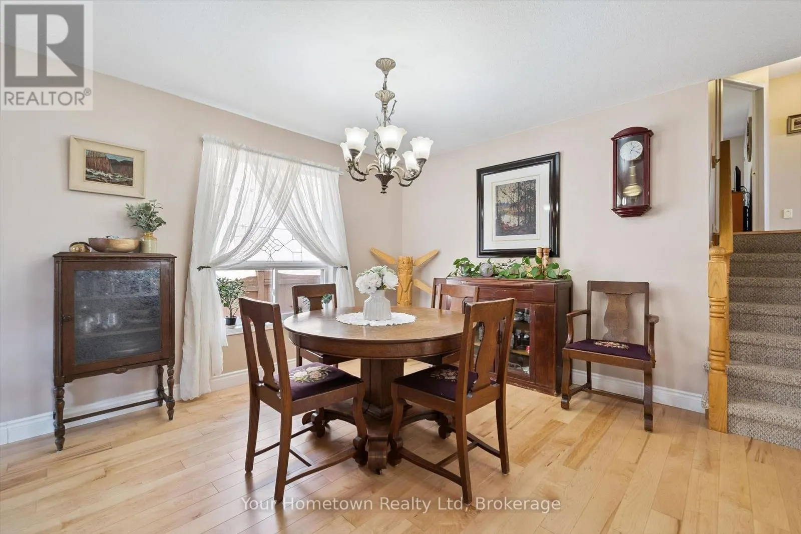 45 PEGLAR CRESCENT