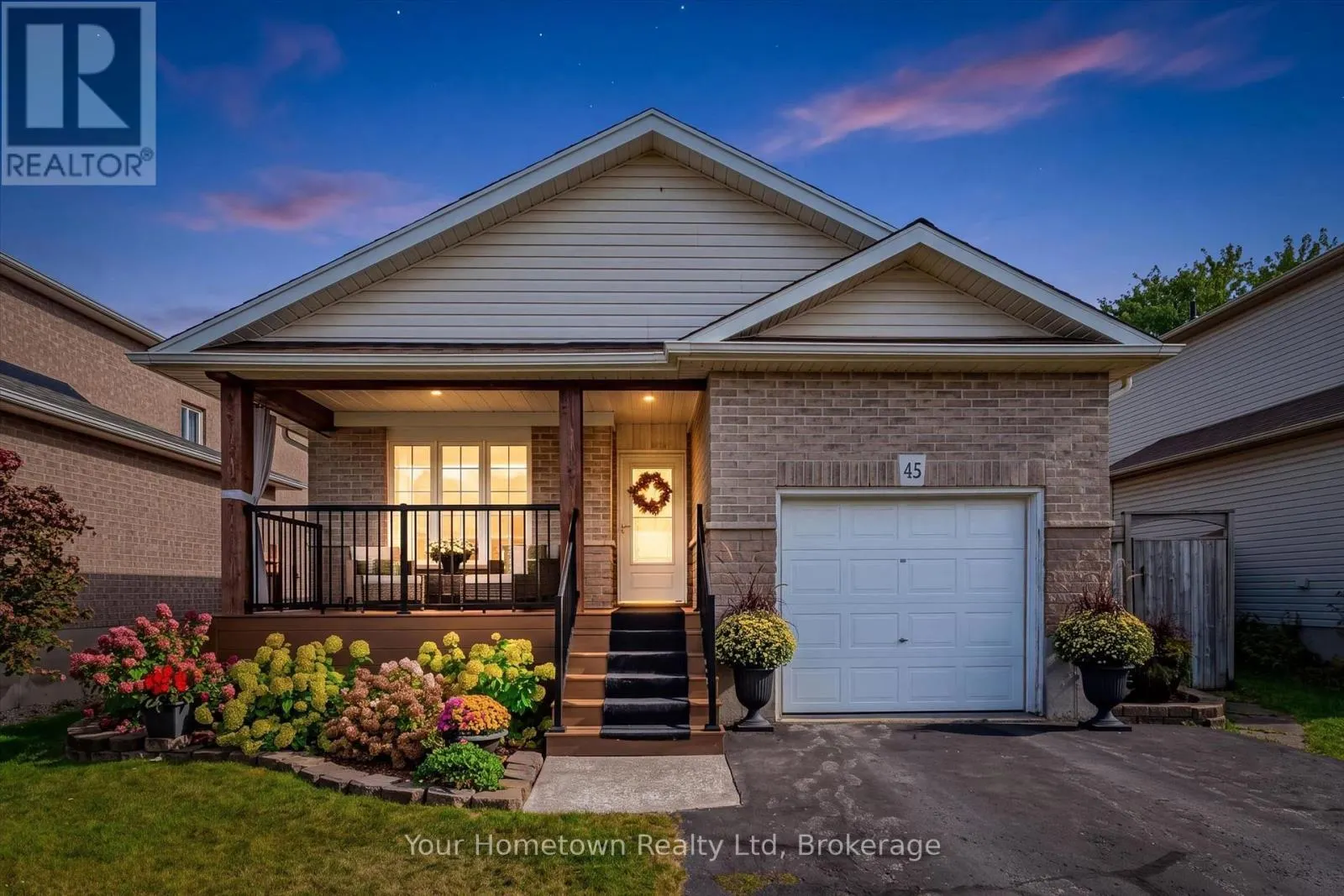 45 PEGLAR CRESCENT