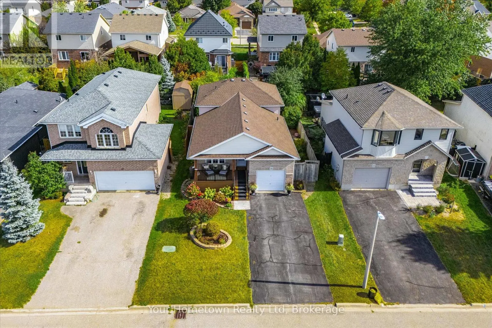 45 PEGLAR CRESCENT