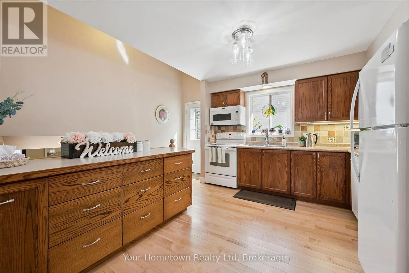 45 PEGLAR CRESCENT