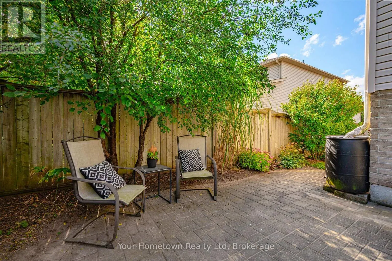 45 PEGLAR CRESCENT
