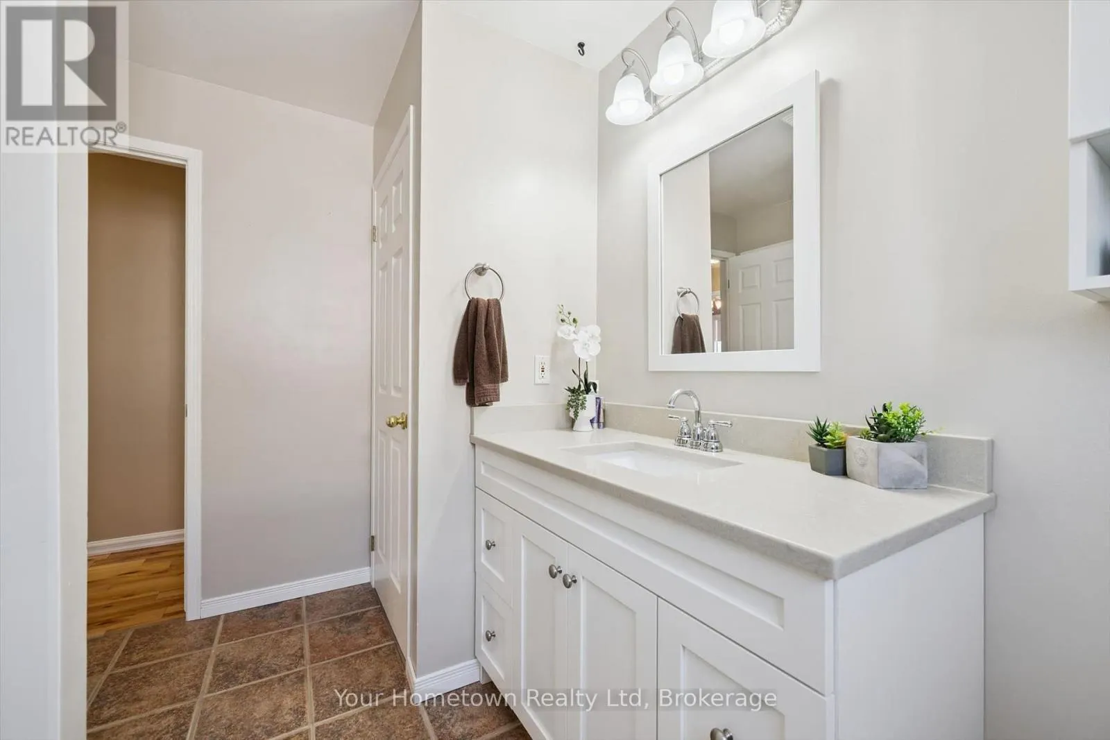 45 PEGLAR CRESCENT