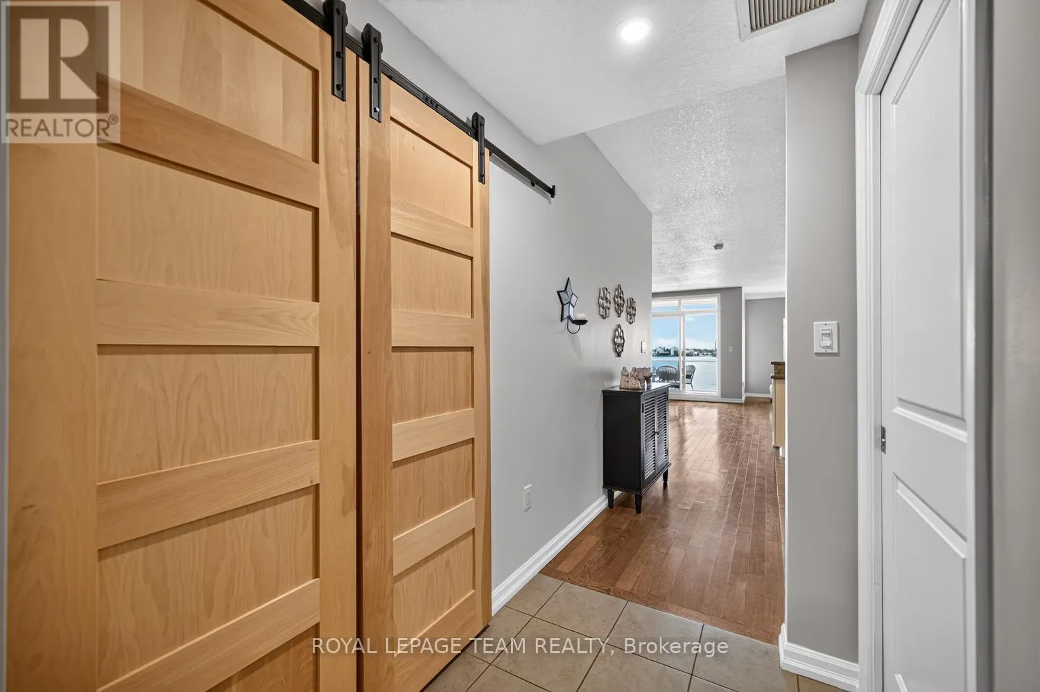 205 - 175 WATER STREET W