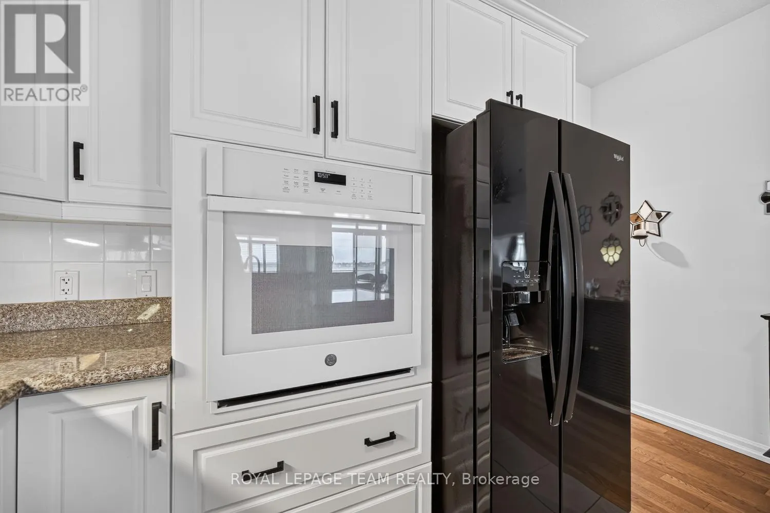 205 - 175 WATER STREET W