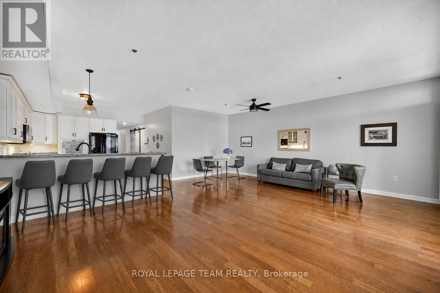 205 - 175 WATER STREET W