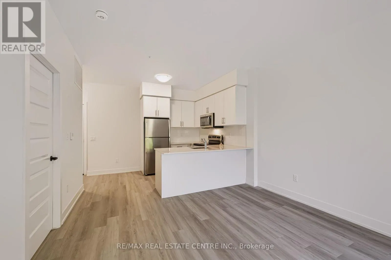 124 - 1100 LACKNER PLACE