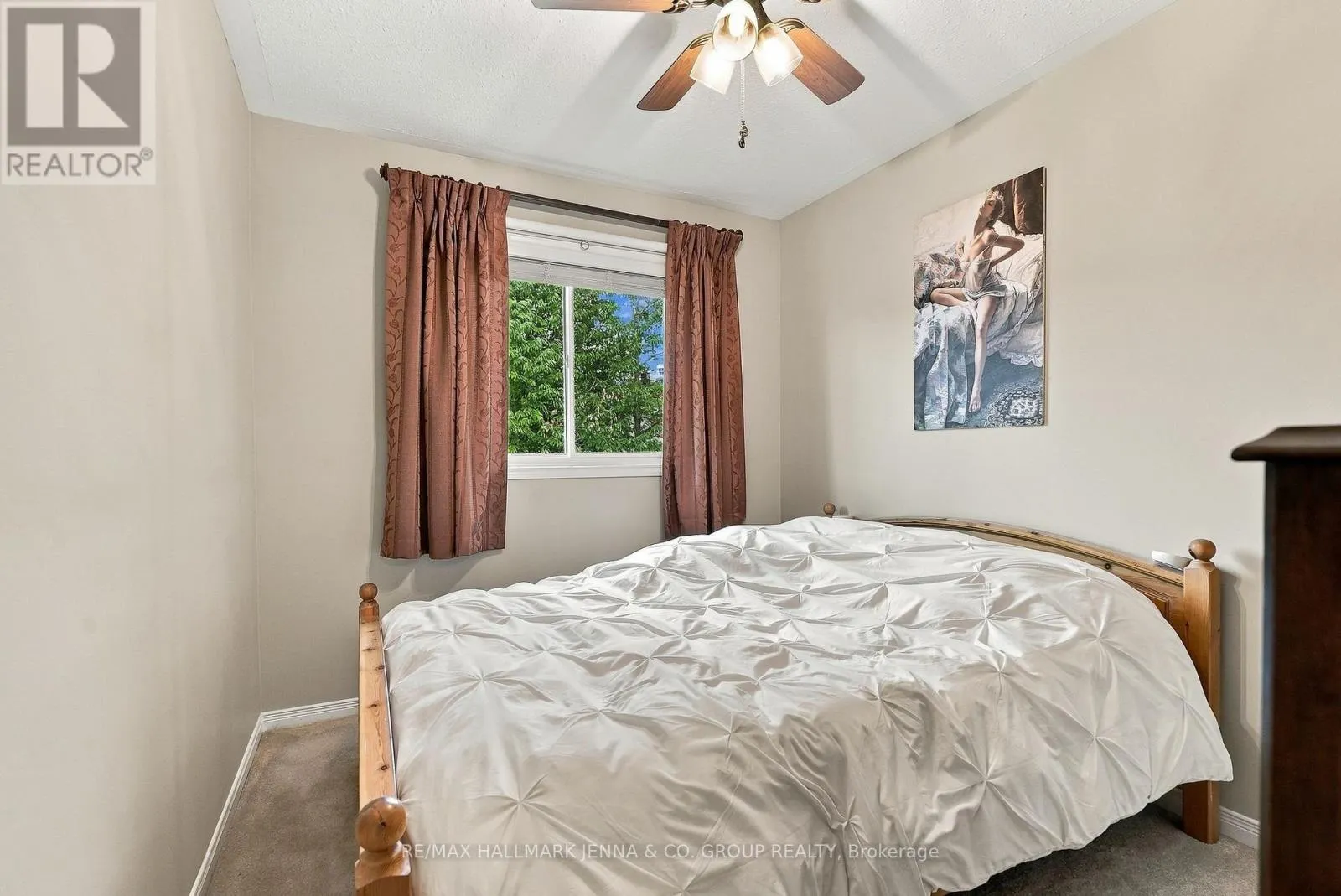 64 WHALINGS CIRCLE