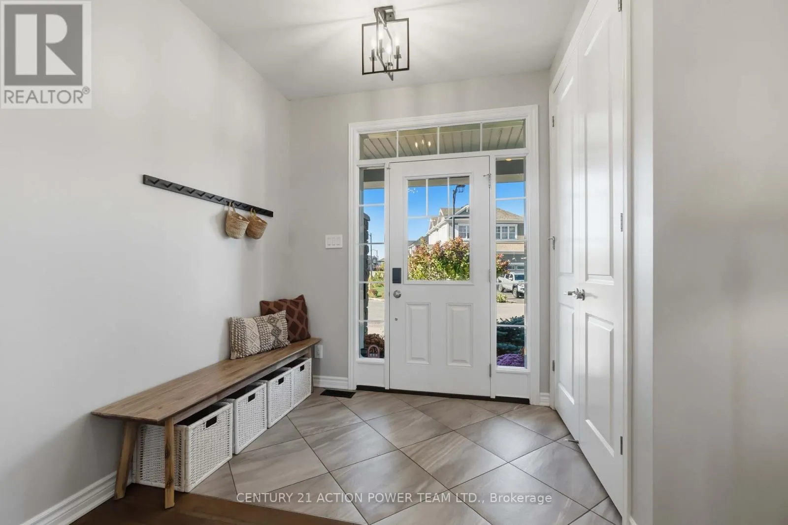 156 BARTONIA CIRCLE
