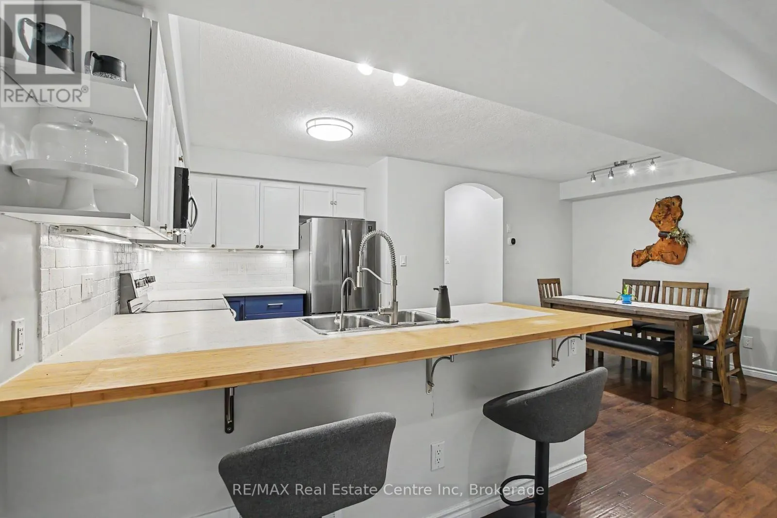 15 - 167 ARKELL ROAD #15