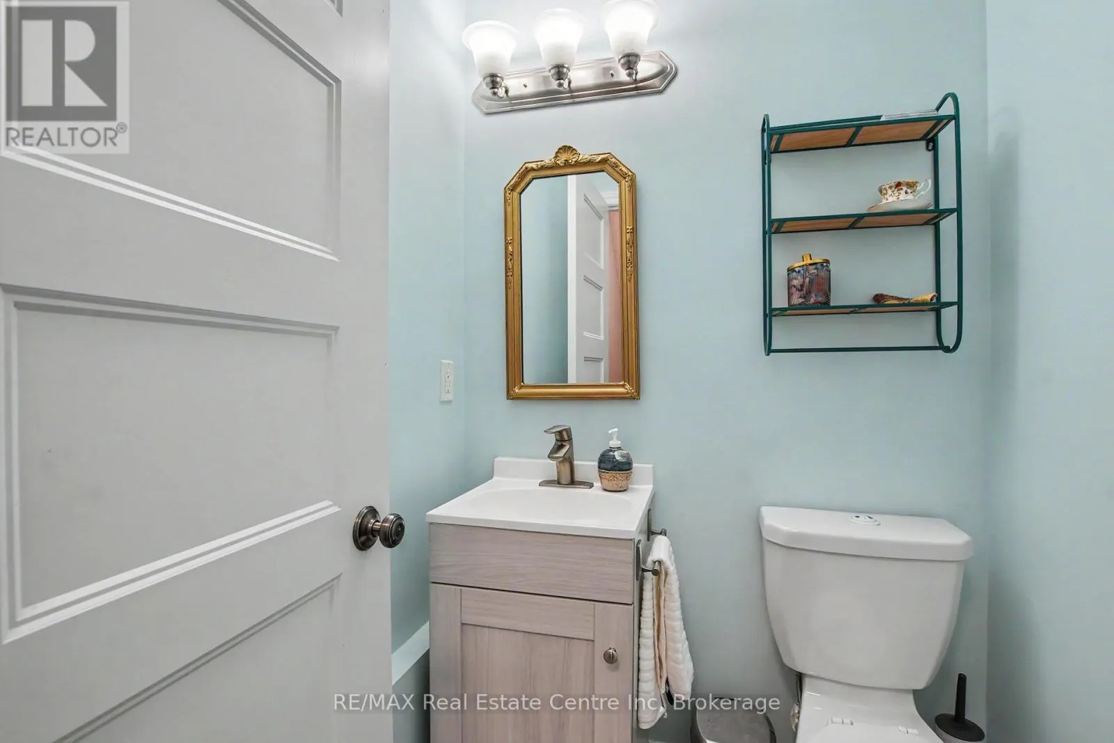 15 - 167 ARKELL ROAD #15
