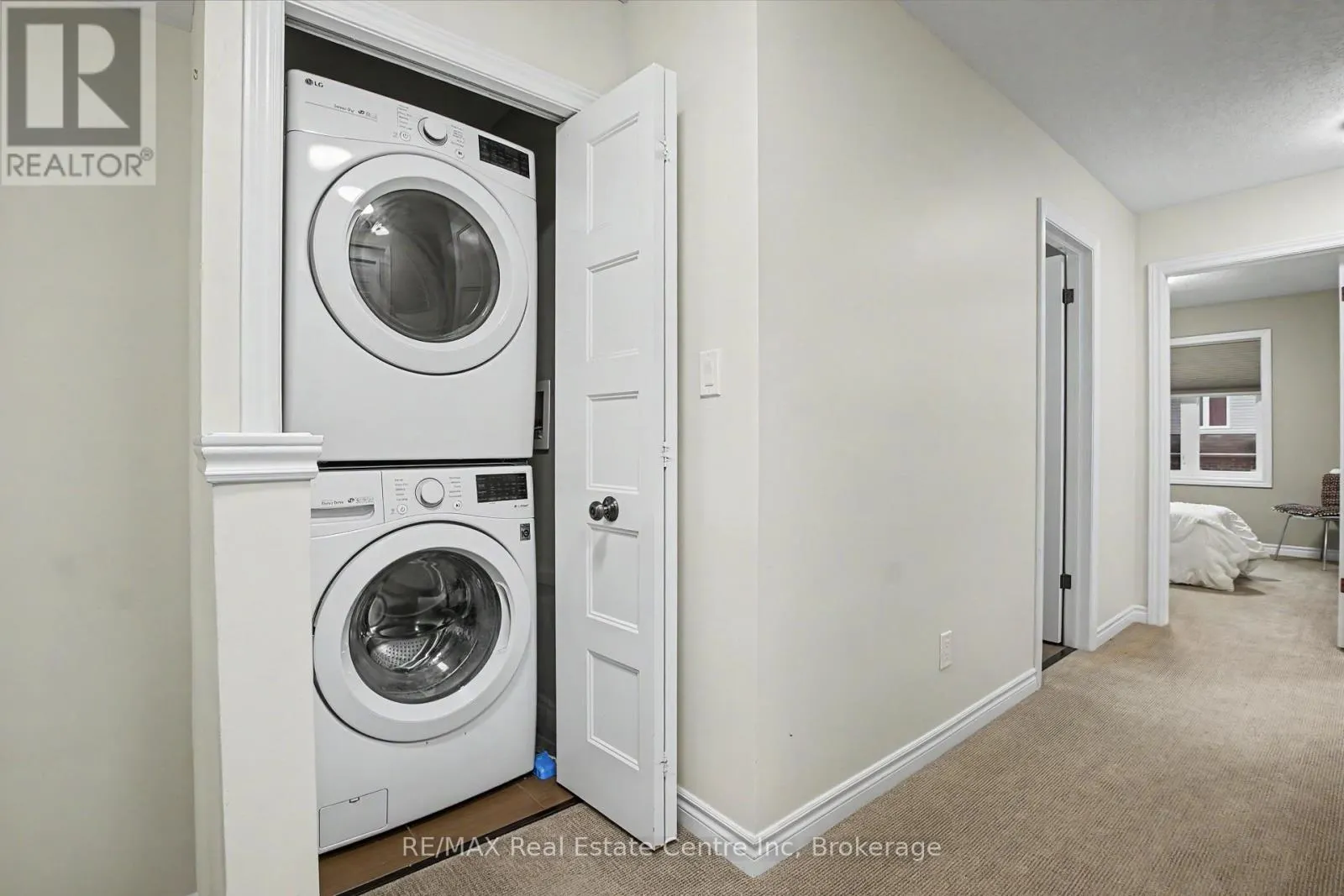 15 - 167 ARKELL ROAD #15