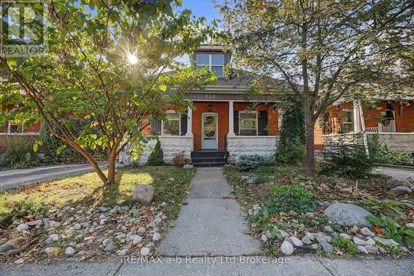 225 GRAHAM STREET