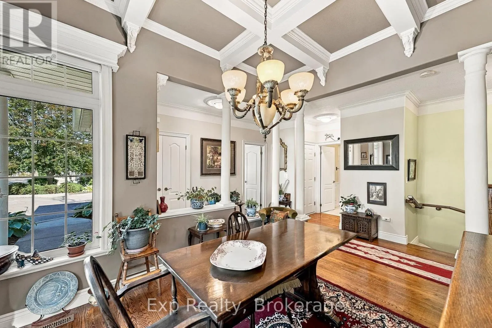 101 - 120 UNIVERSITY AVENUE E #101
