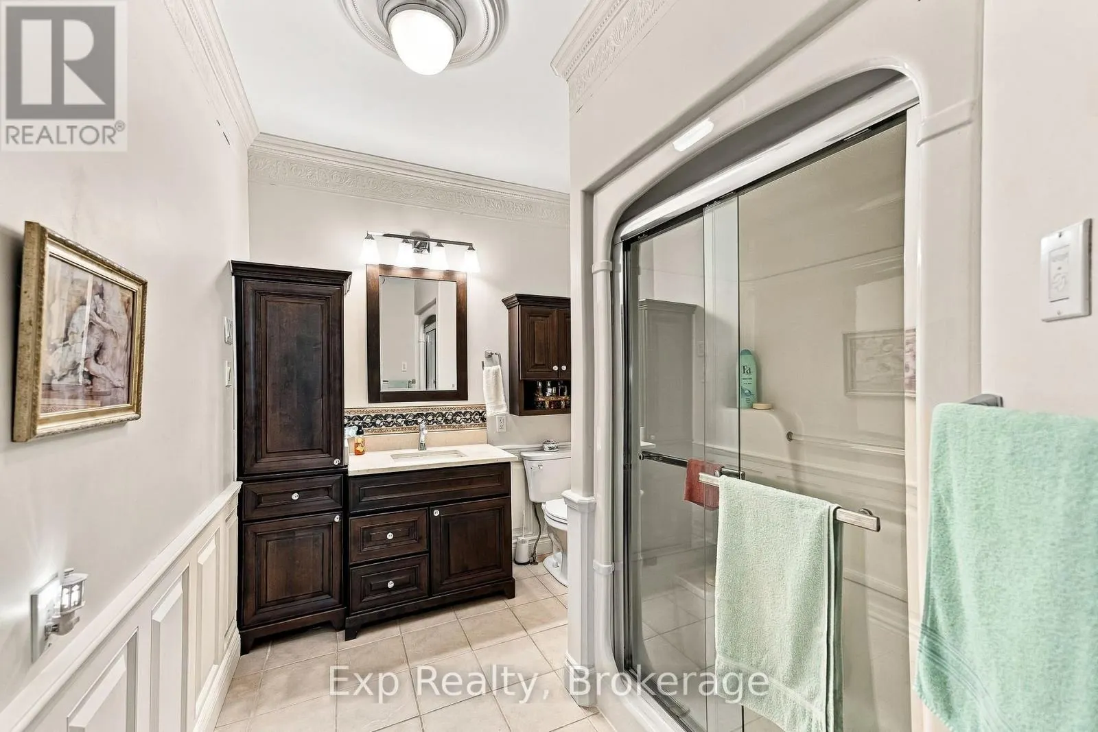 101 - 120 UNIVERSITY AVENUE E #101
