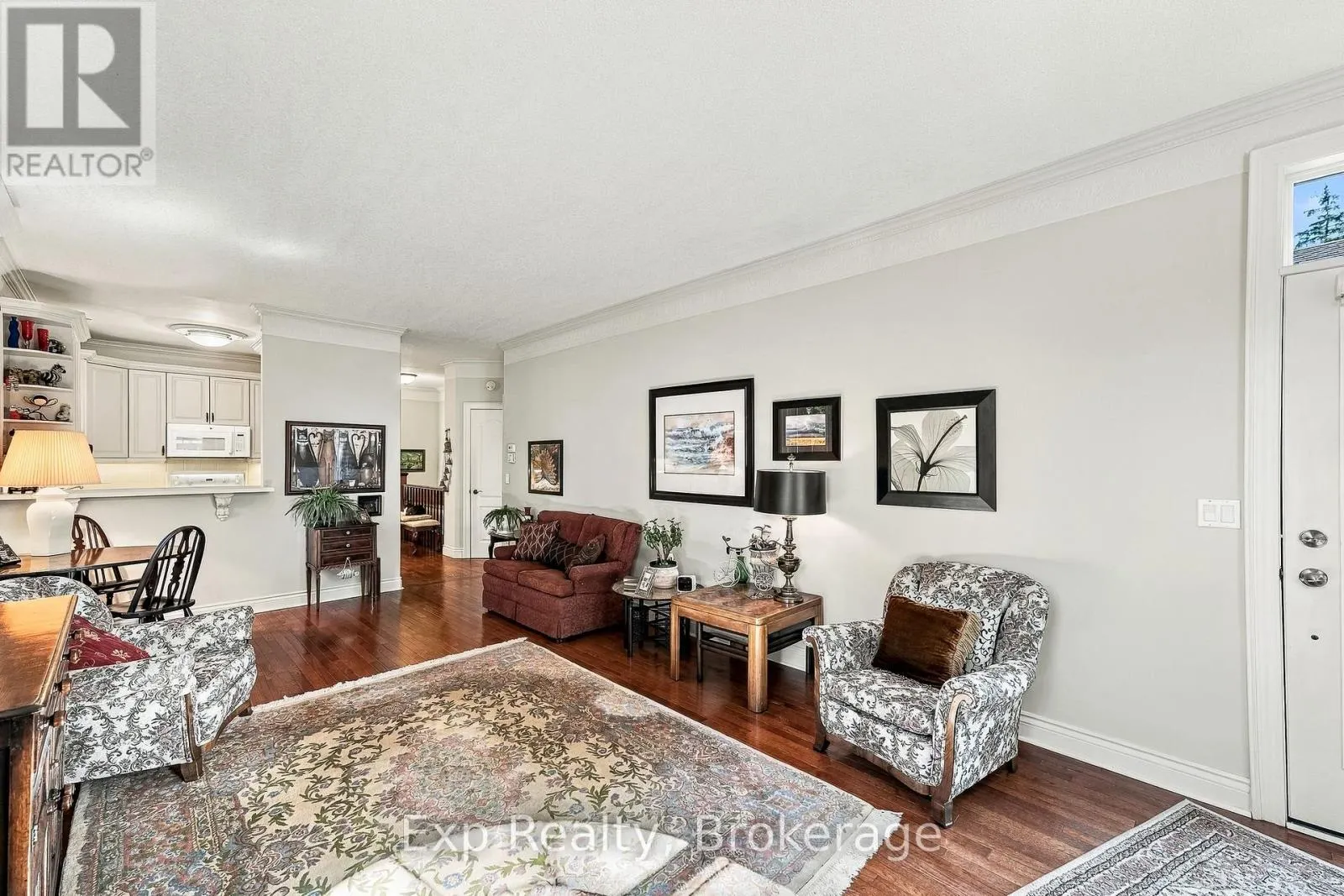 101 - 120 UNIVERSITY AVENUE E #101
