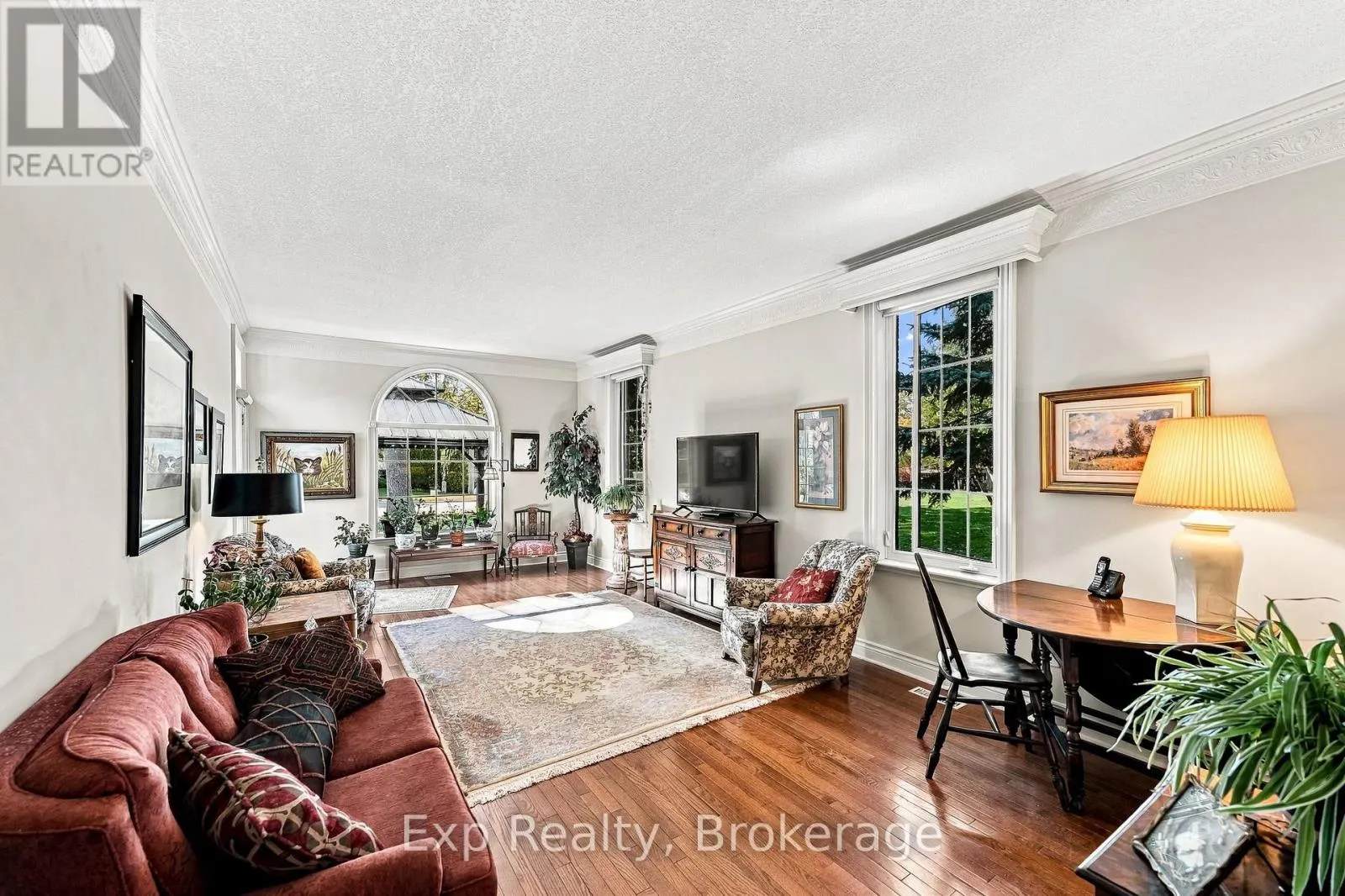 101 - 120 UNIVERSITY AVENUE E #101