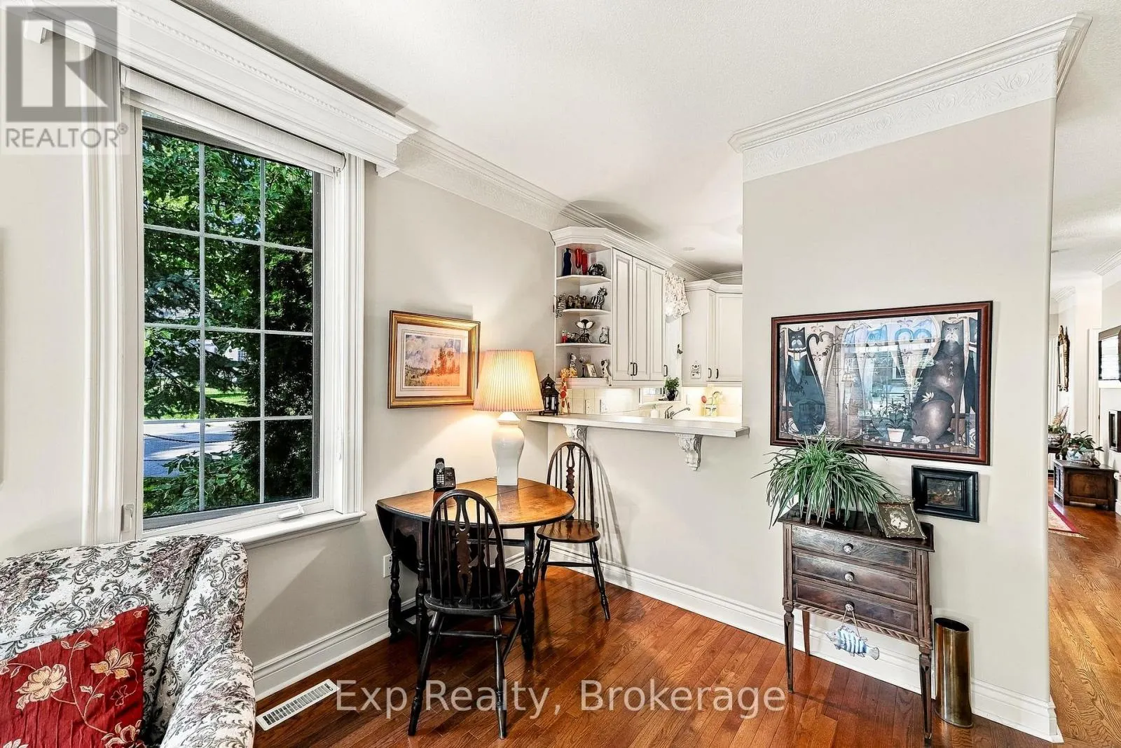 101 - 120 UNIVERSITY AVENUE E #101