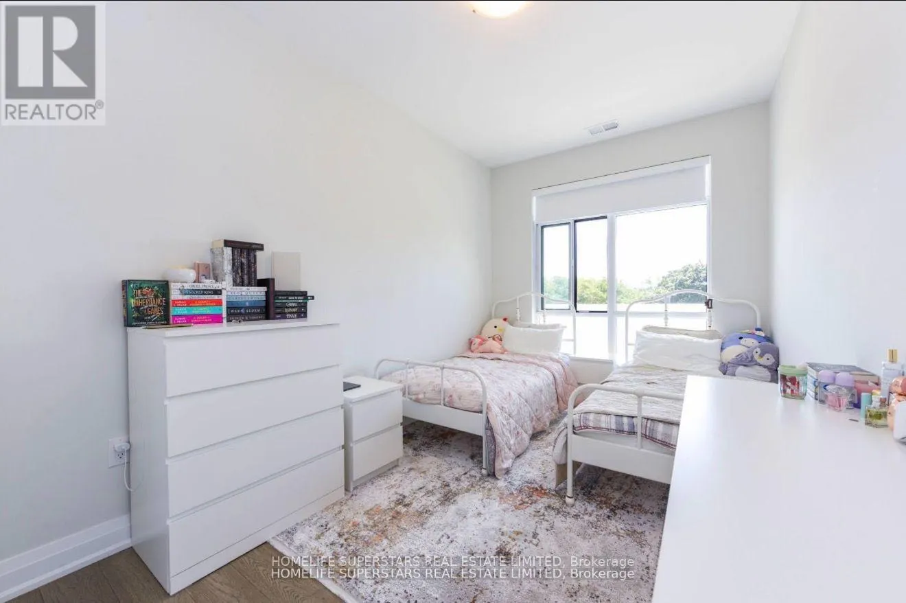 403 - 71 WYNDHAM STREET
