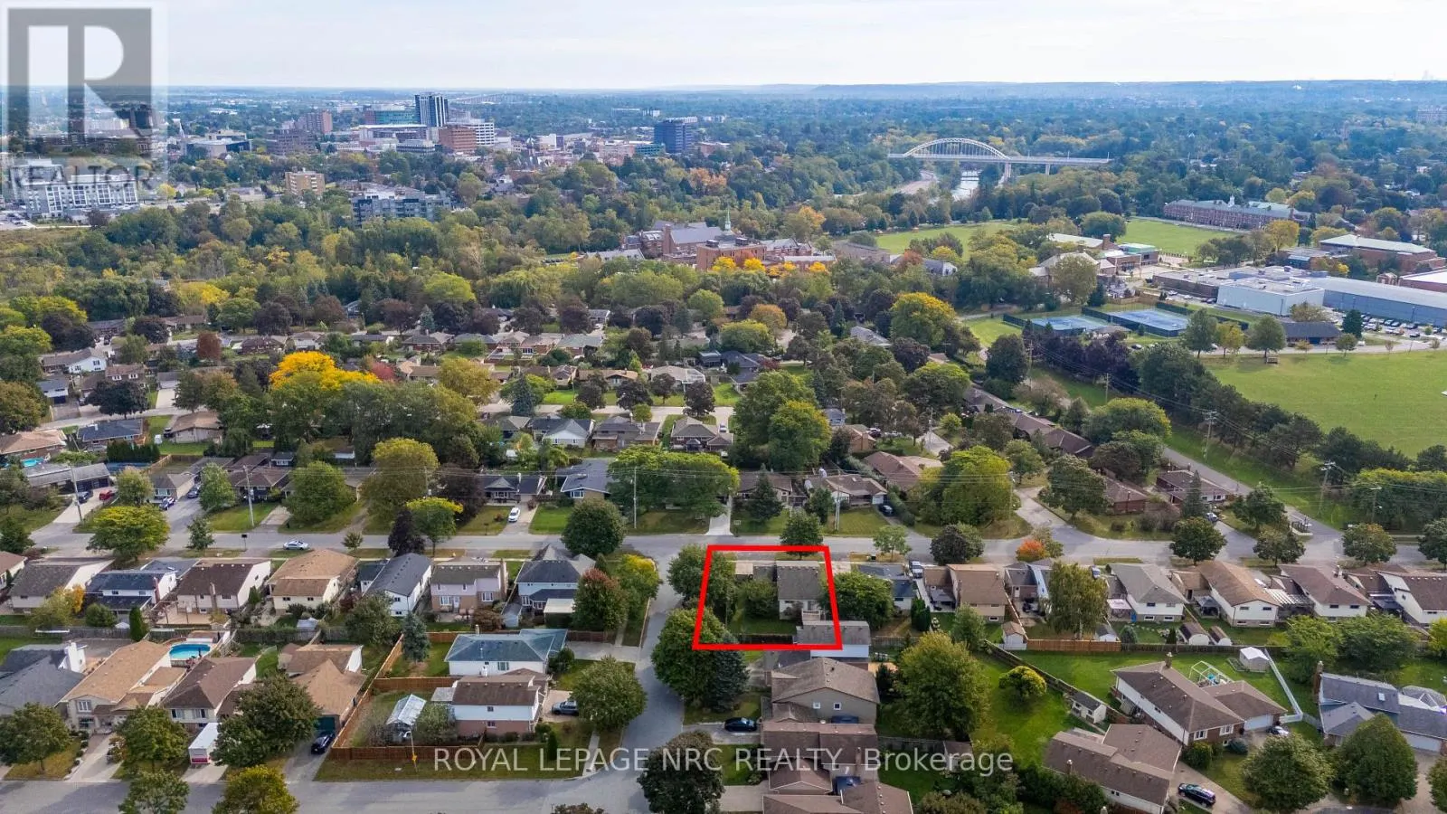 32 CRESTCOMBE ROAD