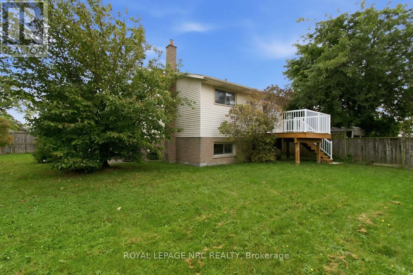 32 CRESTCOMBE ROAD