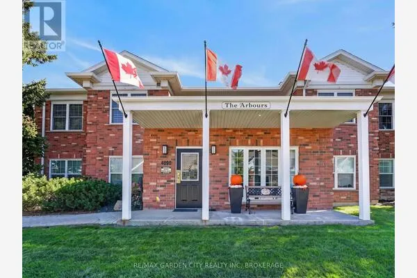 107 - 4090 JOHN CHARLES BOULEVARD #107