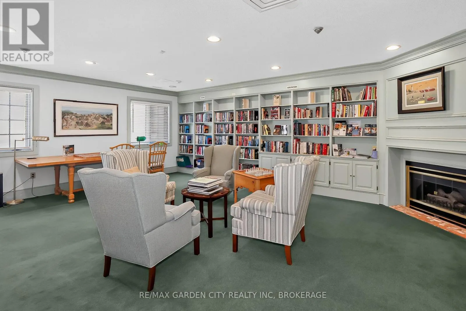 107 - 4090 JOHN CHARLES BOULEVARD #107