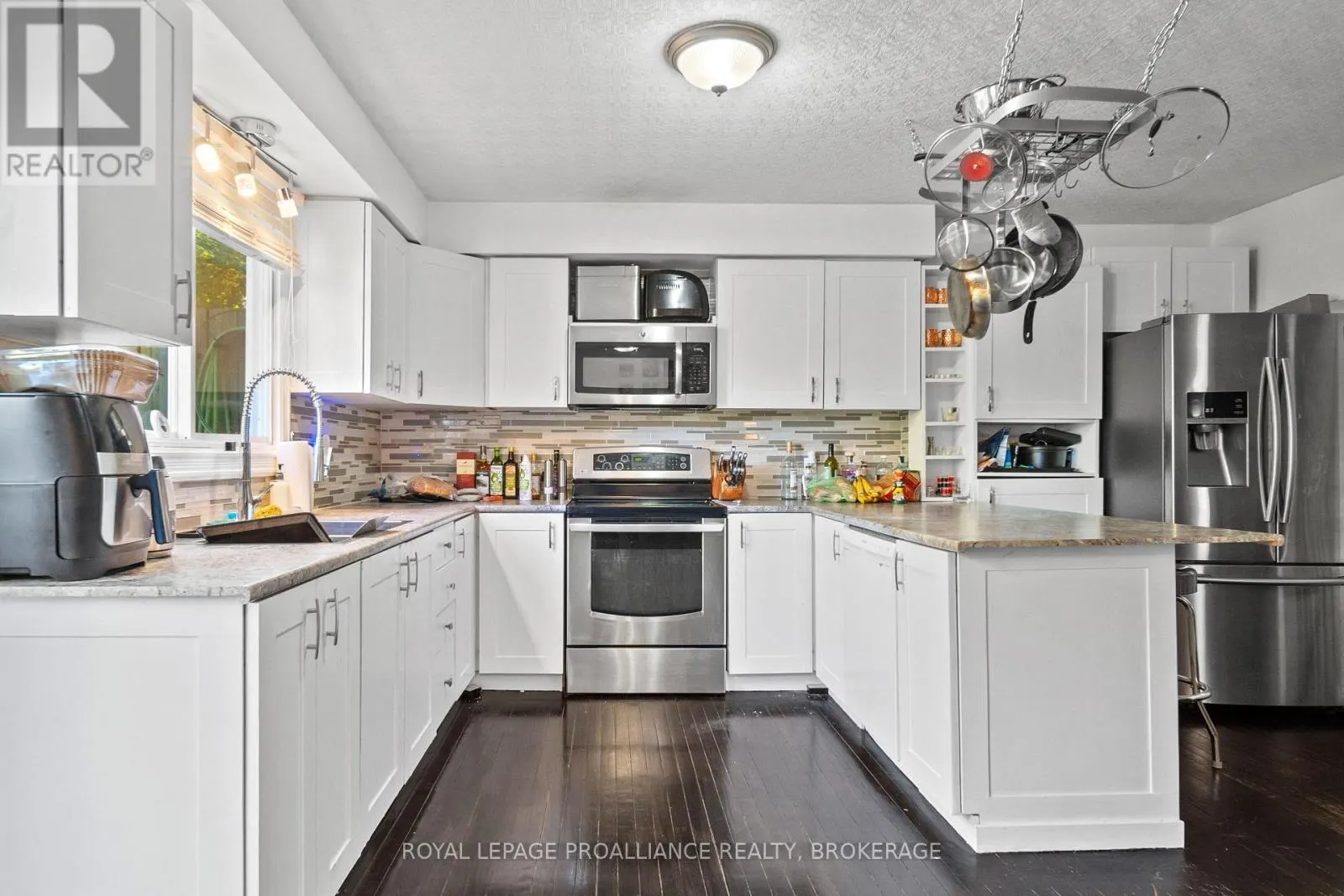 392 DAVIS DRIVE