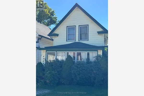 4488 EASTWOOD CRESCENT