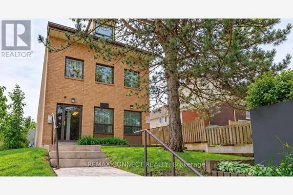 303 - 4872 VALLEY WAY